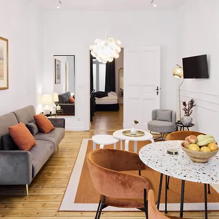 Curated City Refuge